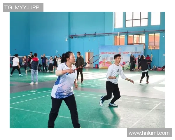 广州羽毛球队团队协作引发热议球员间配合与默契的争论分析 广州羽毛球队团队协作引发热议球员间配合与默契的争论分析